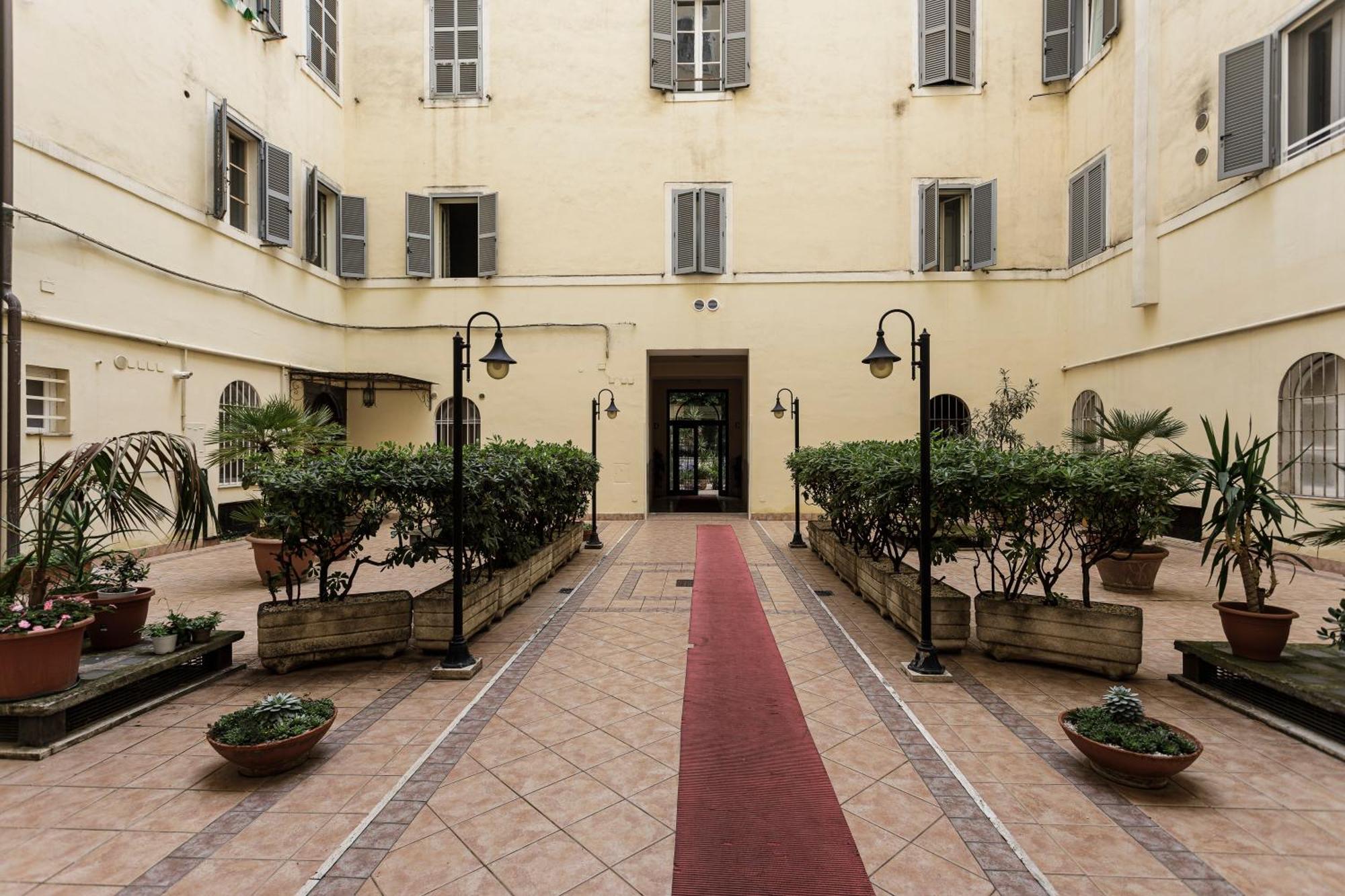 Casetta Albani Apartment *